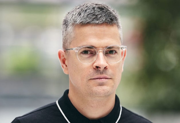 Dr. Jonathan Burmeister