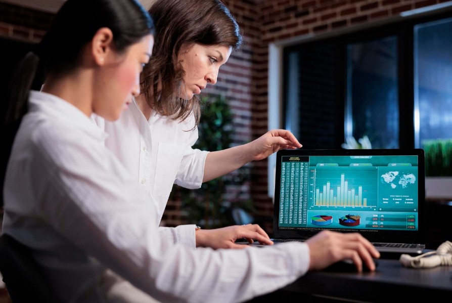 Mathematik, Statistik und Data Science (Datenberatung, KI)